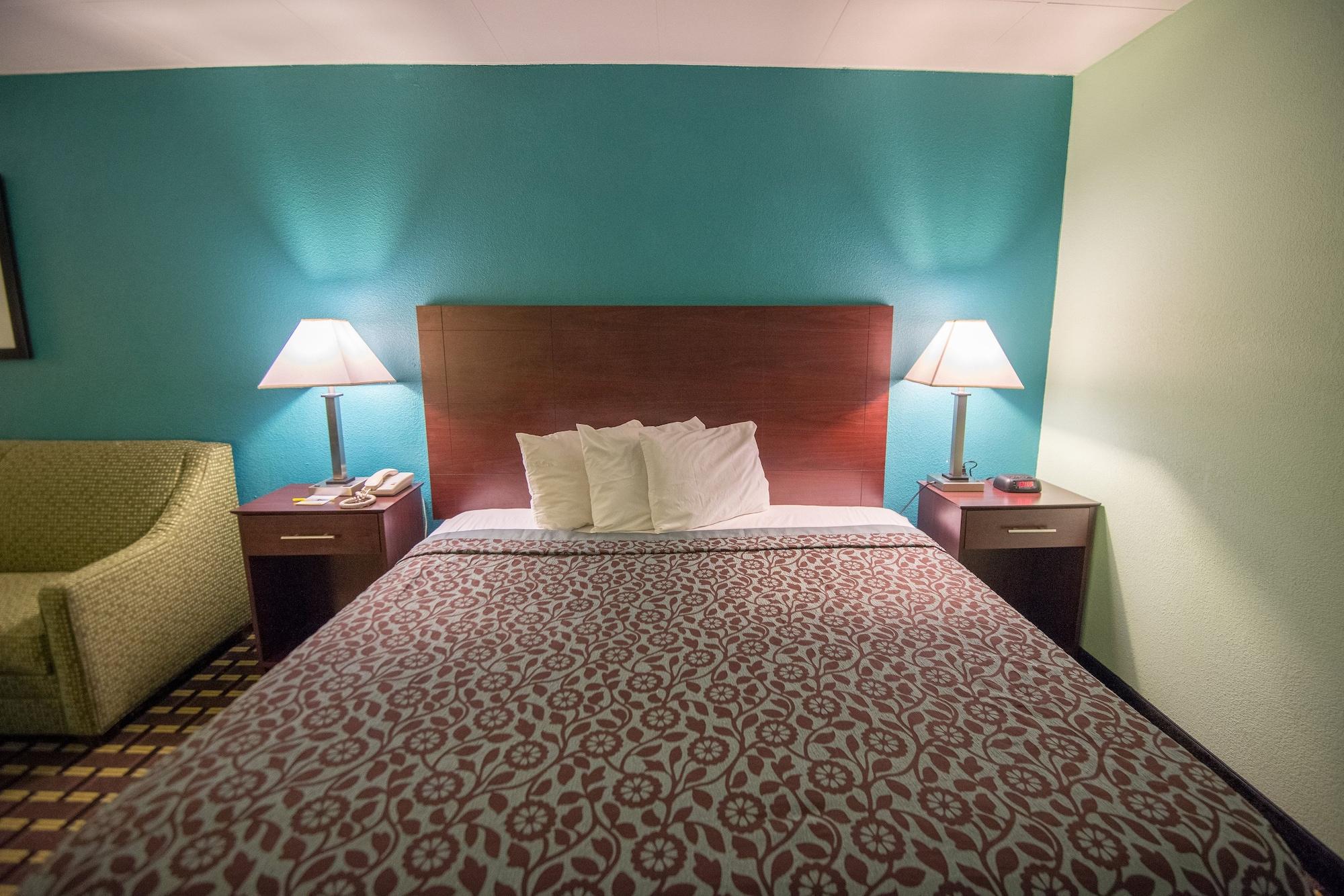 Days Inn By Wyndham Fort Wright Cincinnati Area Extérieur photo