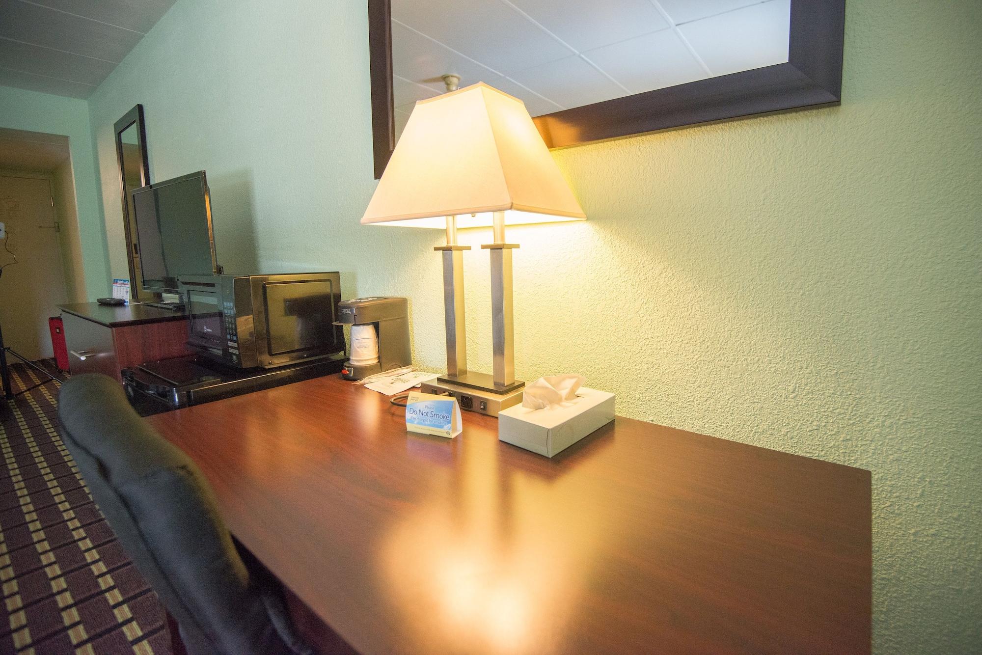 Days Inn By Wyndham Fort Wright Cincinnati Area Extérieur photo