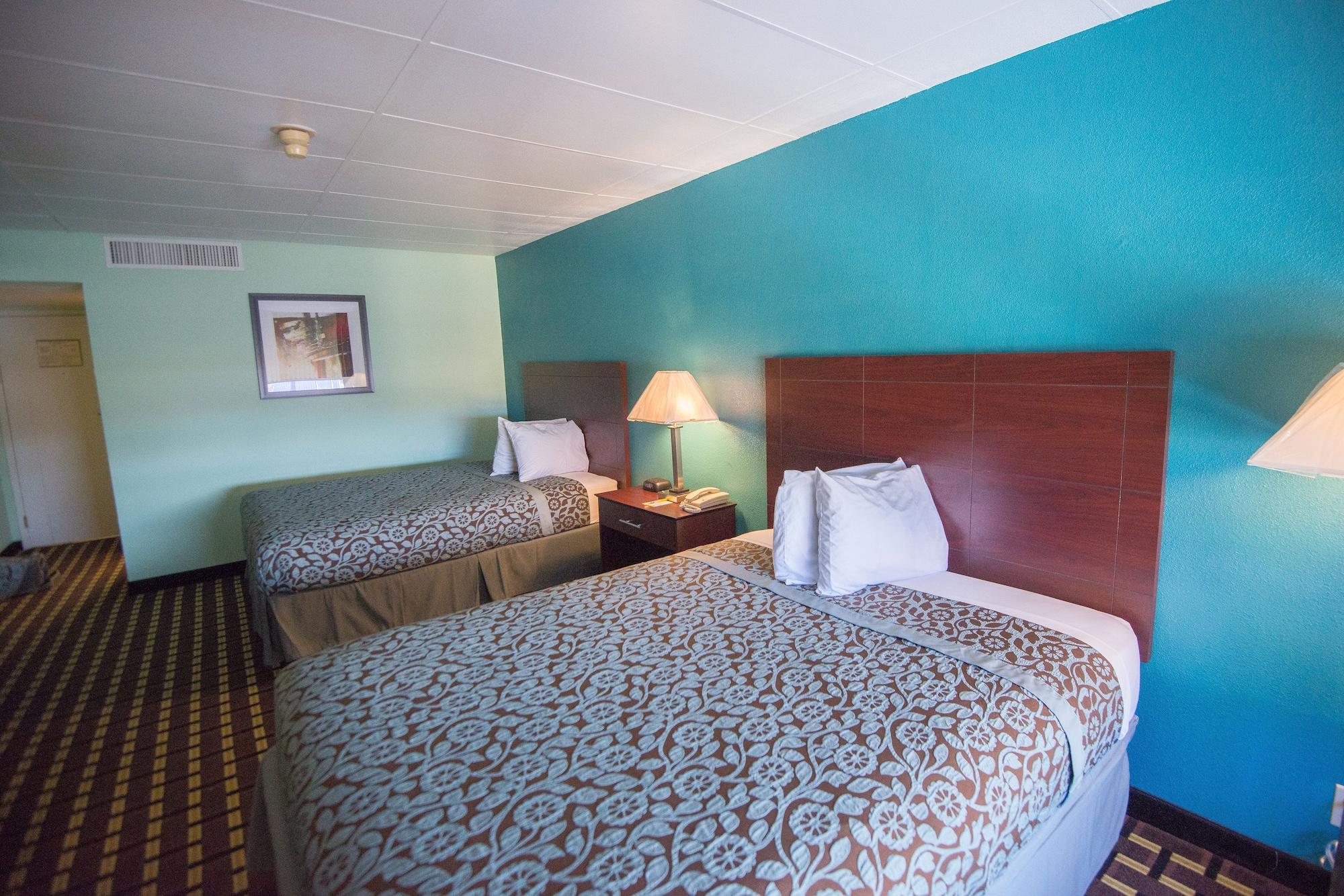 Days Inn By Wyndham Fort Wright Cincinnati Area Extérieur photo