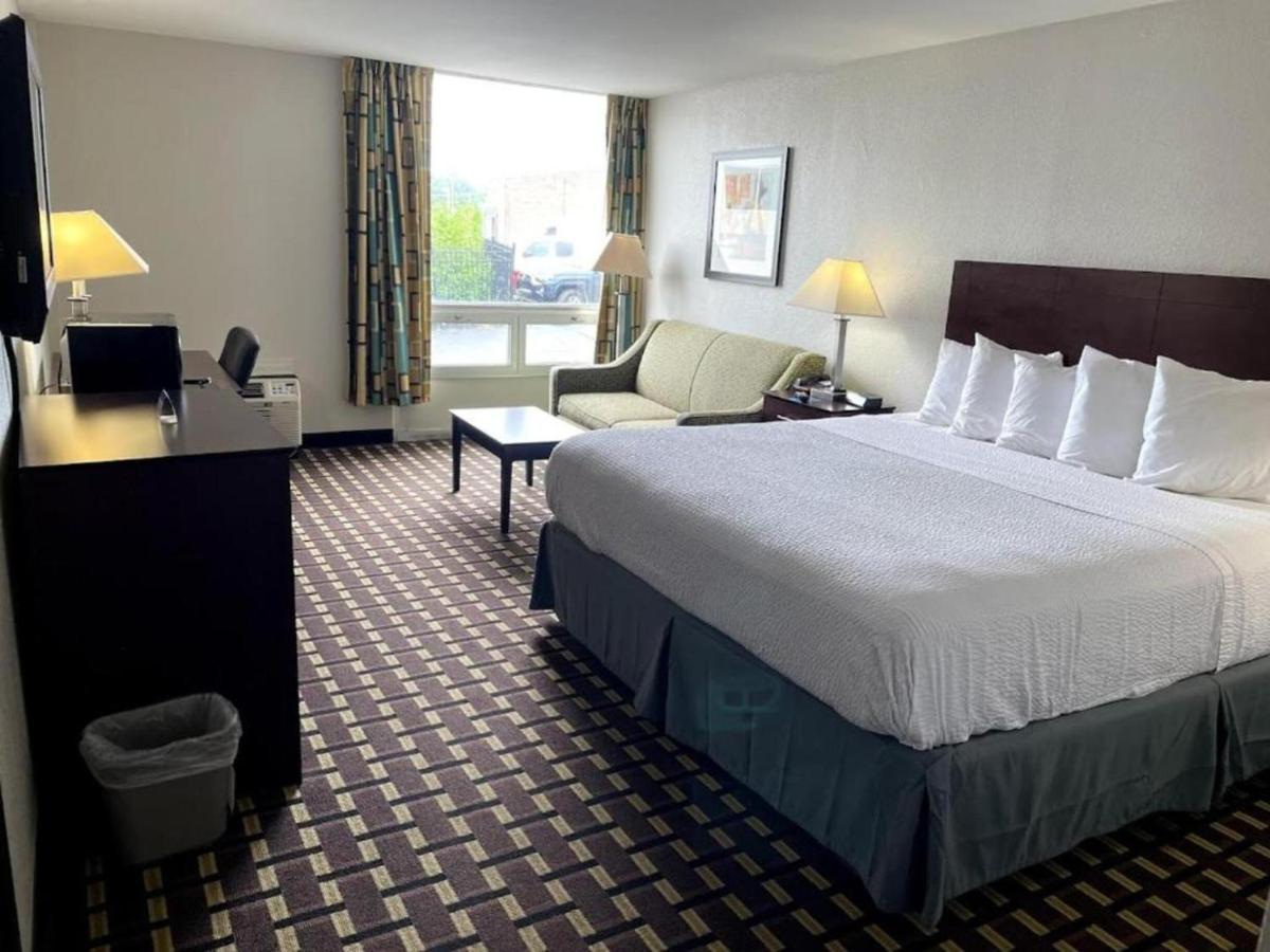 Days Inn By Wyndham Fort Wright Cincinnati Area Extérieur photo