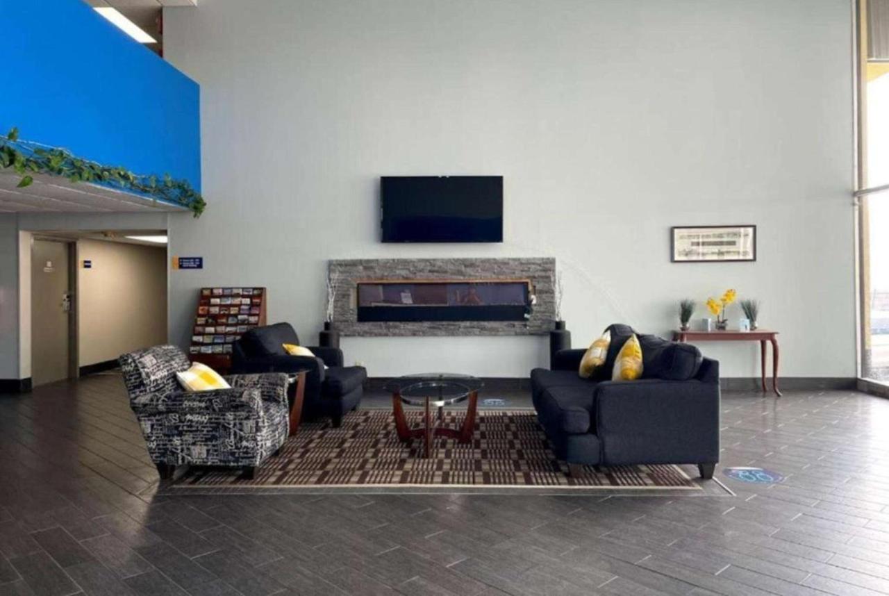 Days Inn By Wyndham Fort Wright Cincinnati Area Extérieur photo
