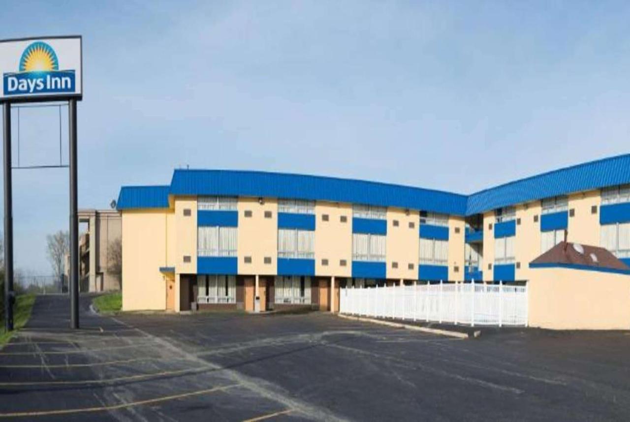 Days Inn By Wyndham Fort Wright Cincinnati Area Extérieur photo