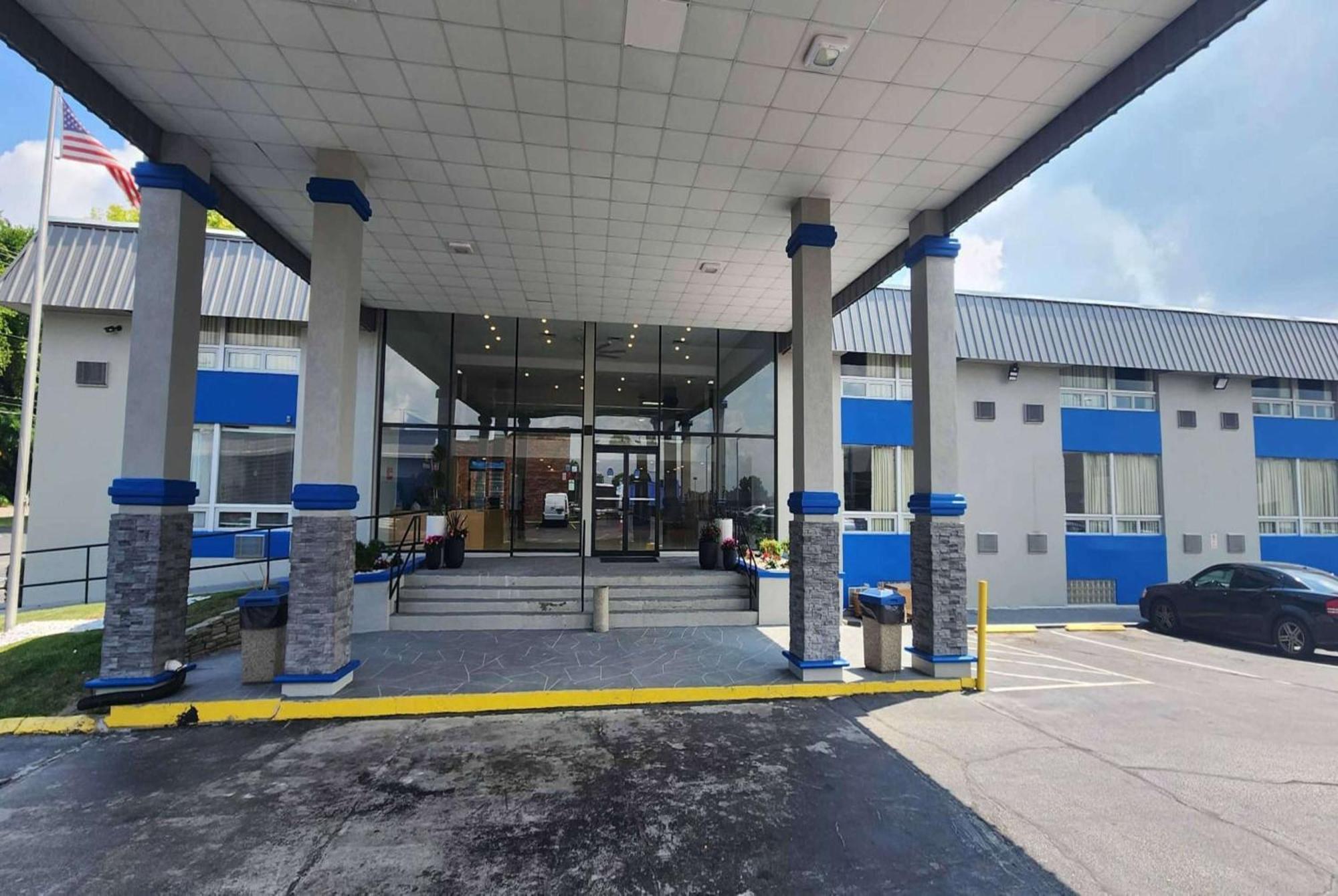 Days Inn By Wyndham Fort Wright Cincinnati Area Extérieur photo