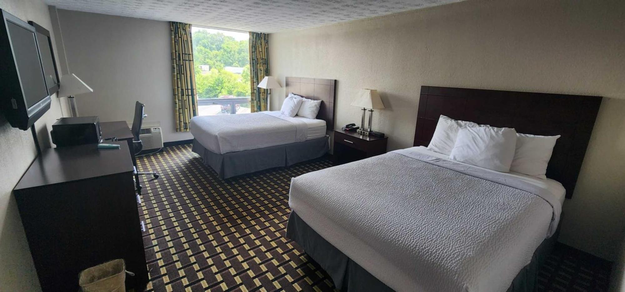 Days Inn By Wyndham Fort Wright Cincinnati Area Extérieur photo